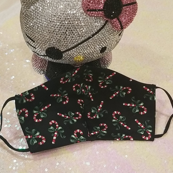 💖SALE💖 Christmas Candy Cane Mask - Picture 2 of 8